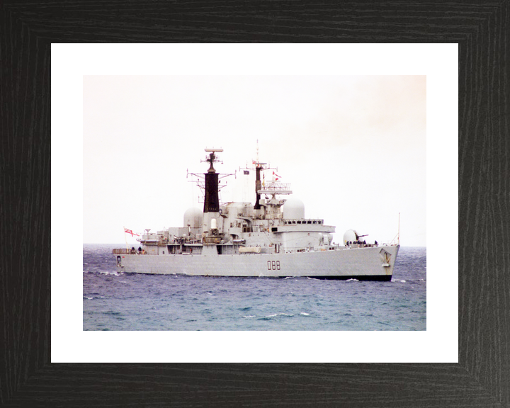 HMS Glasgow (D88) Royal Navy Type 42 Destroyer Low Starboard View Photo Print Wall Art Decor - Posters, Prints, & Visual Artwork - by Hampshire Prints (image 2 of 9)