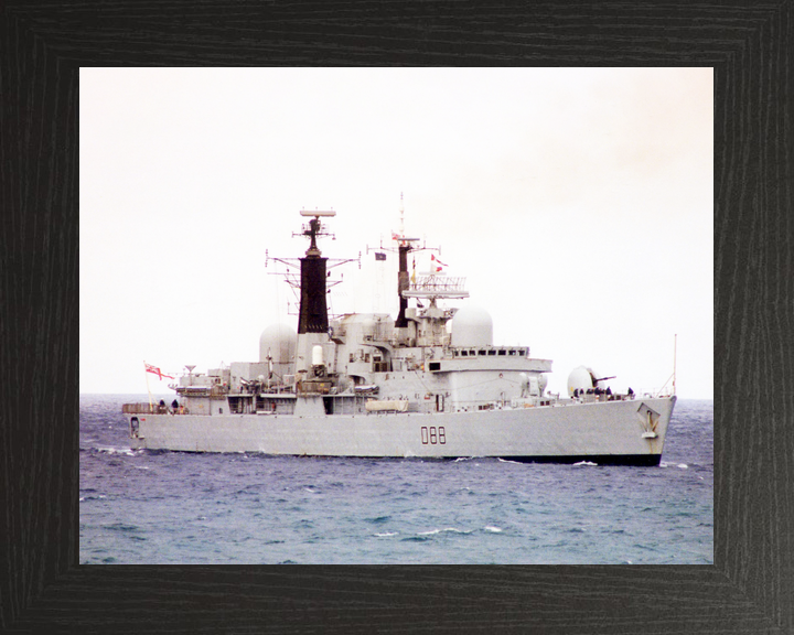 HMS Glasgow (D88) Royal Navy Type 42 Destroyer Low Starboard View Photo Print Wall Art Decor - Posters, Prints, & Visual Artwork - by Hampshire Prints (image 3 of 9)