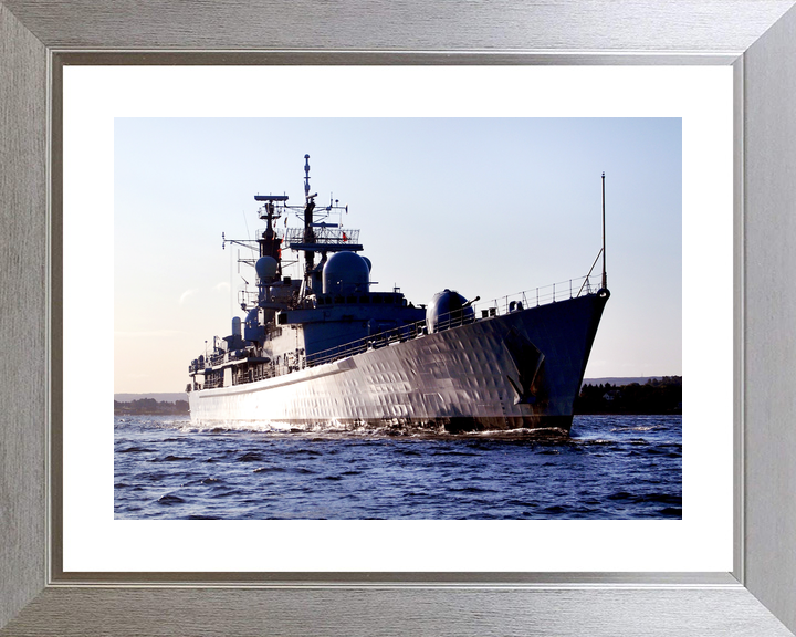 HMS Gloucester (D96) Royal Navy Type 42 Destroyer Low Starboard Bow View Photo Print Wall Art Decor - Posters, Prints, & Visual Artwork - by Hampshire Prints (image 6 of 9)