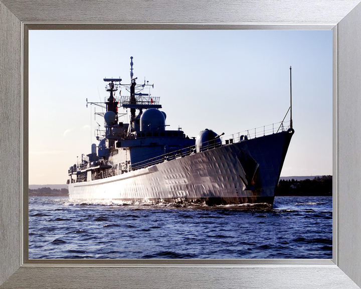 HMS Gloucester (D96) Royal Navy Type 42 Destroyer Low Starboard Bow View Photo Print Wall Art Decor - Posters, Prints, & Visual Artwork - by Hampshire Prints (image 7 of 9)