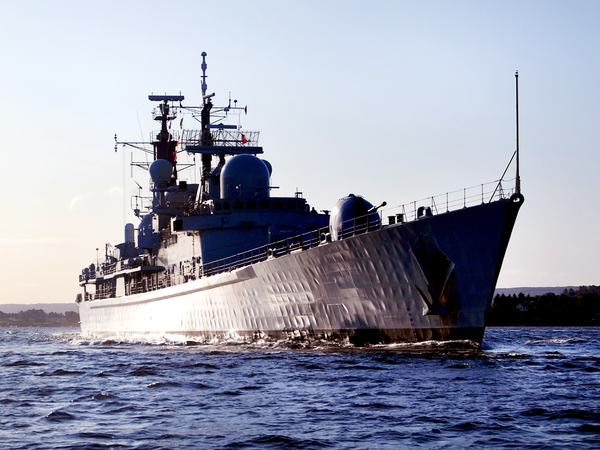 HMS Gloucester D96 Type 42 Destroyer 2008