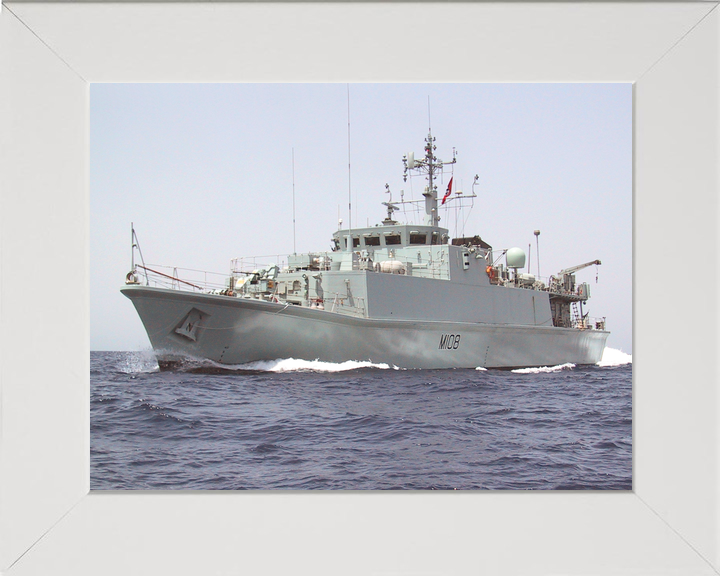 HMS Grimsby (M108) Royal Navy Sandown Class Minehunter Low Port side View Photo Print Wall Art Decor - Posters, Prints, & Visual Artwork - by Hampshire Prints (image 5 of 9)