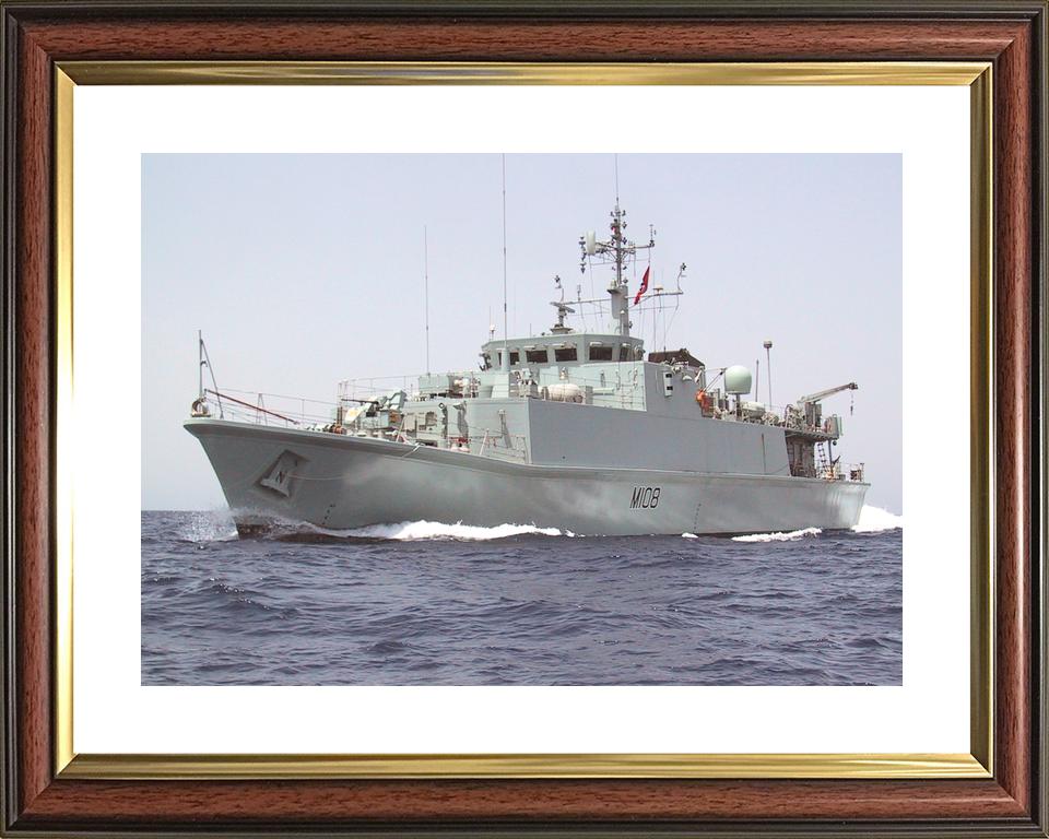 HMS Grimsby (M108) Royal Navy Sandown Class Minehunter Low Port side View Photo Print Wall Art Decor - Posters, Prints, & Visual Artwork - by Hampshire Prints (image 8 of 9)