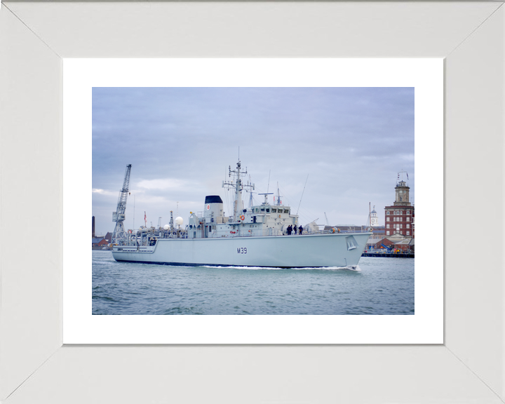 HMS Hurworth (M39) Royal Navy Hunt Class Mine Warfare Vessel Leaving Portsmouth Photo Print Wall Art Decor - Posters, Prints, & Visual Artwork - by Hampshire Prints (image 4 of 9)