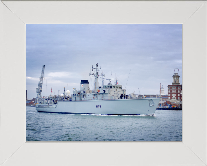 HMS Hurworth (M39) Royal Navy Hunt Class Mine Warfare Vessel Leaving Portsmouth Photo Print Wall Art Decor - Posters, Prints, & Visual Artwork - by Hampshire Prints (image 5 of 9)