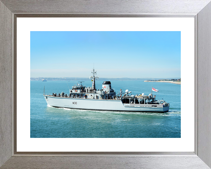 HMS Ledbury M30 Hunt Class Minesweeper 2013 Photo Print - Posters, Prints, & Visual Artwork - by Hampshire Prints (image 6 of 9)