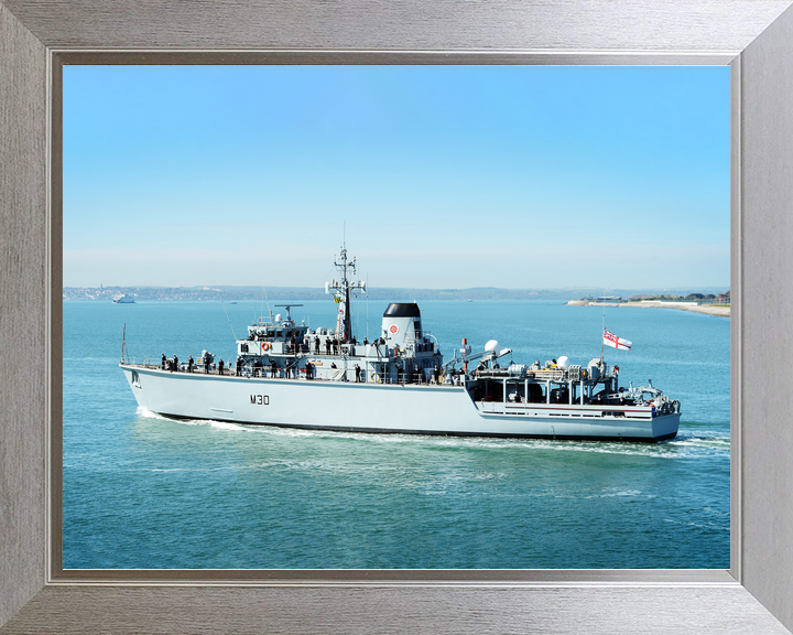 HMS Ledbury M30 Hunt Class Minesweeper 2013 Photo Print - Posters, Prints, & Visual Artwork - by Hampshire Prints (image 7 of 9)