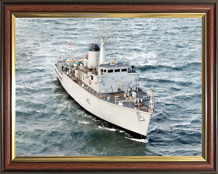 HMS Ledbury M30 Hunt Class Minesweeper 2001 Photo Print - Posters, Prints, & Visual Artwork - by Hampshire Prints (image 9 of 9)