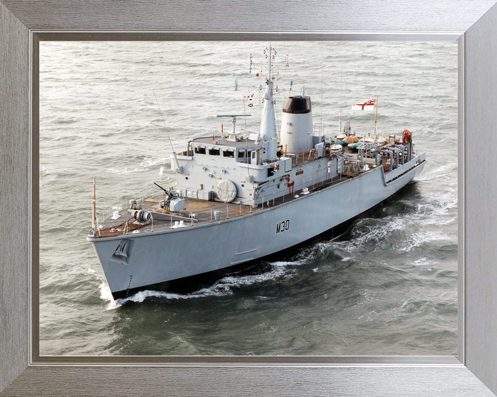 HMS Ledbury M30 Hunt Class Minesweeper 1997 Photo Print - Posters, Prints, & Visual Artwork - by Hampshire Prints (image 7 of 9)