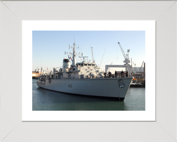 HMS Ledbury M30 Hunt Class Minesweeper 2008 Leaving Harbour Photo Print - Posters, Prints, & Visual Artwork - by Hampshire Prints (image 4 of 9)