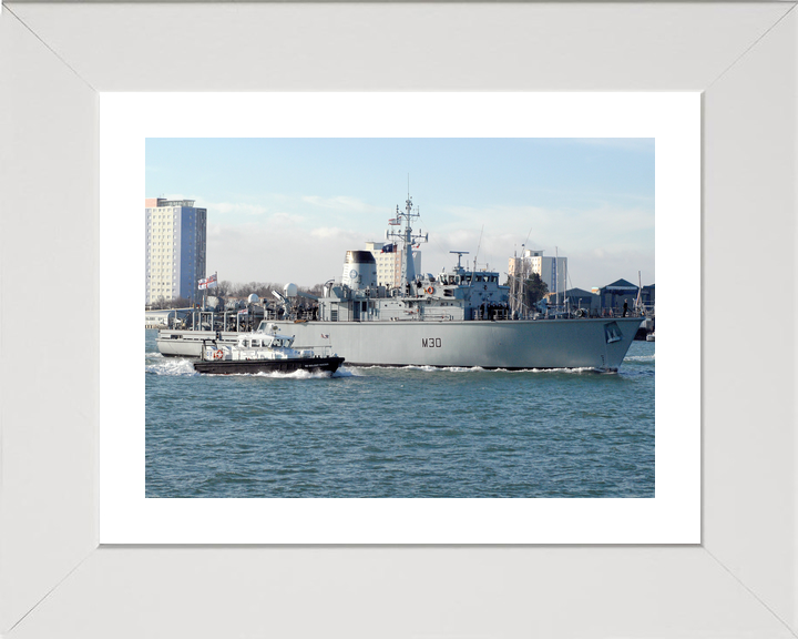 HMS Ledbury M30 Hunt Class Minesweeper 2008 Photo Print - Posters, Prints, & Visual Artwork - by Hampshire Prints (image 4 of 9)
