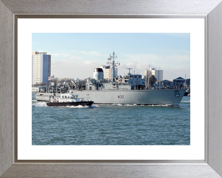 HMS Ledbury M30 Hunt Class Minesweeper 2008 Photo Print - Posters, Prints, & Visual Artwork - by Hampshire Prints (image 6 of 9)