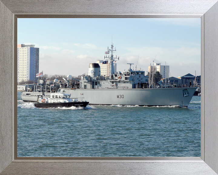 HMS Ledbury M30 Hunt Class Minesweeper 2008 Photo Print - Posters, Prints, & Visual Artwork - by Hampshire Prints (image 7 of 9)