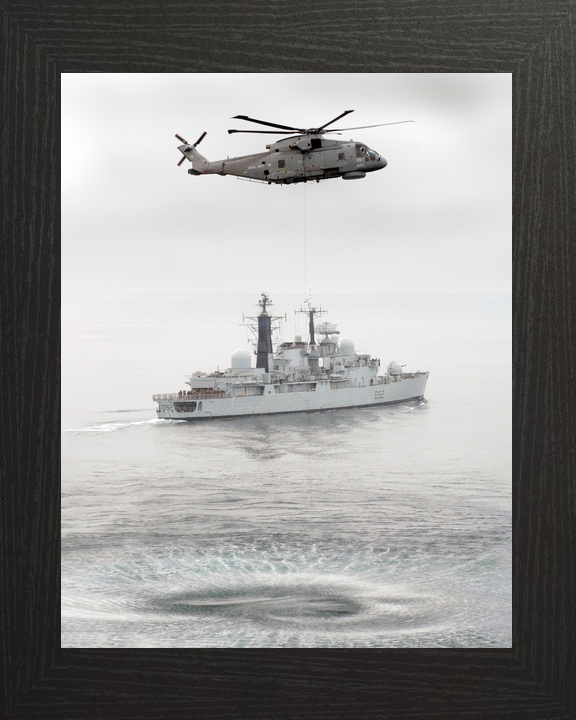 HMS Liverpool D92 Type 42 Destroyer 2007 Photo Print - Posters, Prints, & Visual Artwork - by Hampshire Prints (image 3 of 9)