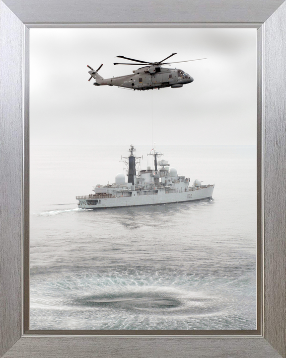 HMS Liverpool D92 Type 42 Destroyer 2007 Photo Print - Posters, Prints, & Visual Artwork - by Hampshire Prints (image 7 of 9)