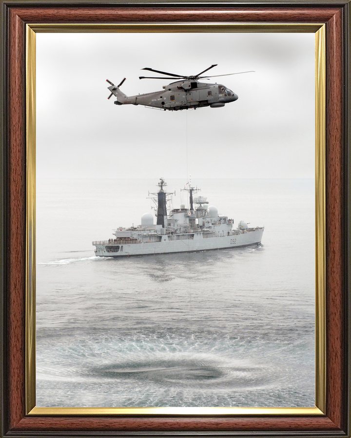 HMS Liverpool D92 Type 42 Destroyer 2007 Photo Print - Posters, Prints, & Visual Artwork - by Hampshire Prints (image 9 of 9)