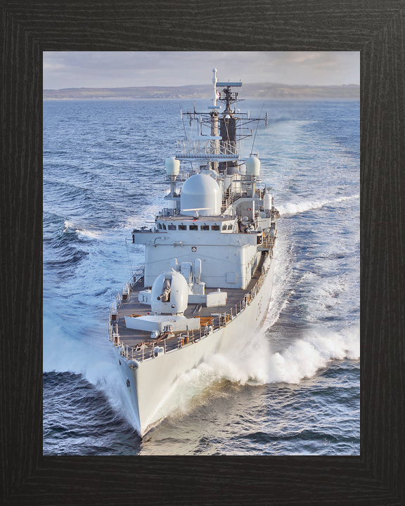 HMS Liverpool D92 Type 42 Destroyer 2010 Underway High Bow View Photo Print - Posters, Prints, & Visual Artwork - by Hampshire Prints (image 3 of 9)