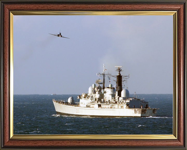HMS Manchester D95 Type 42 Destroyer Port Quarter View Photo Print - Posters, Prints, & Visual Artwork - by Hampshire Prints (image 9 of 9)