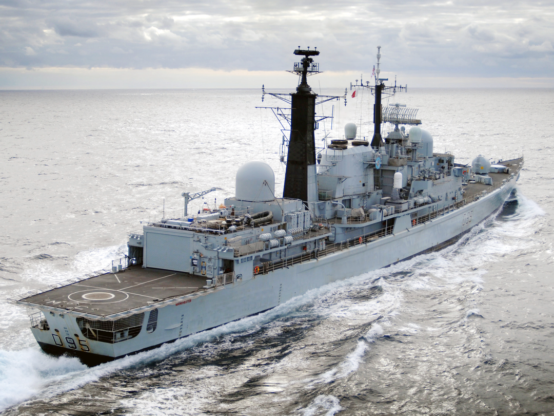 HMS Manchester D95 Type 42 Destroyer Starboard Quarter View Photo Print - Posters, Prints, & Visual Artwork - by Hampshire Prints (image 1 of 9)
