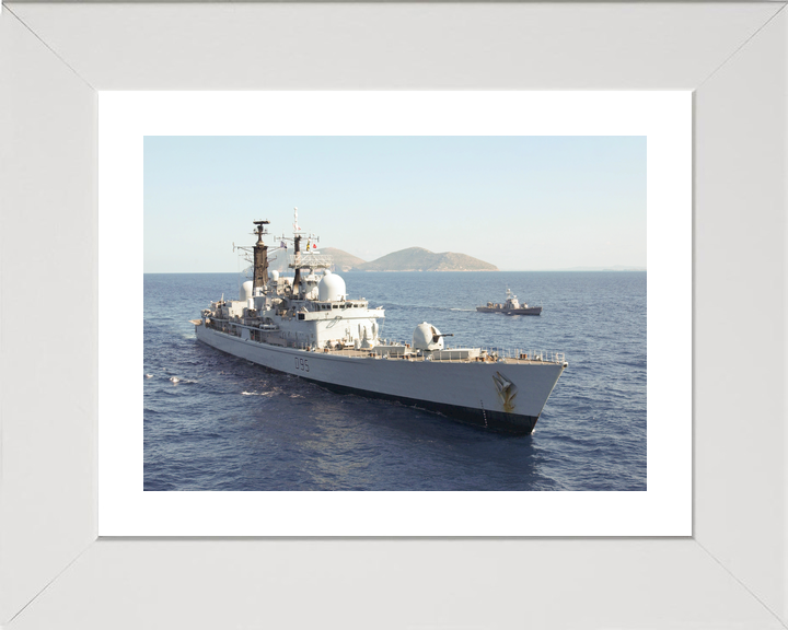 HMS Manchester D95 Type 42 Destroyer September 2005 Photo Print - Posters, Prints, & Visual Artwork - by Hampshire Prints (image 4 of 9)