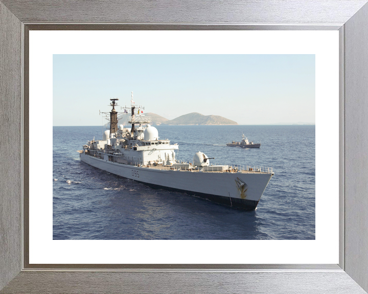 HMS Manchester D95 Type 42 Destroyer September 2005 Photo Print - Posters, Prints, & Visual Artwork - by Hampshire Prints (image 6 of 9)
