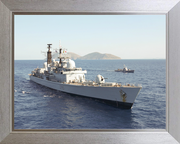 HMS Manchester D95 Type 42 Destroyer September 2005 Photo Print - Posters, Prints, & Visual Artwork - by Hampshire Prints (image 7 of 9)