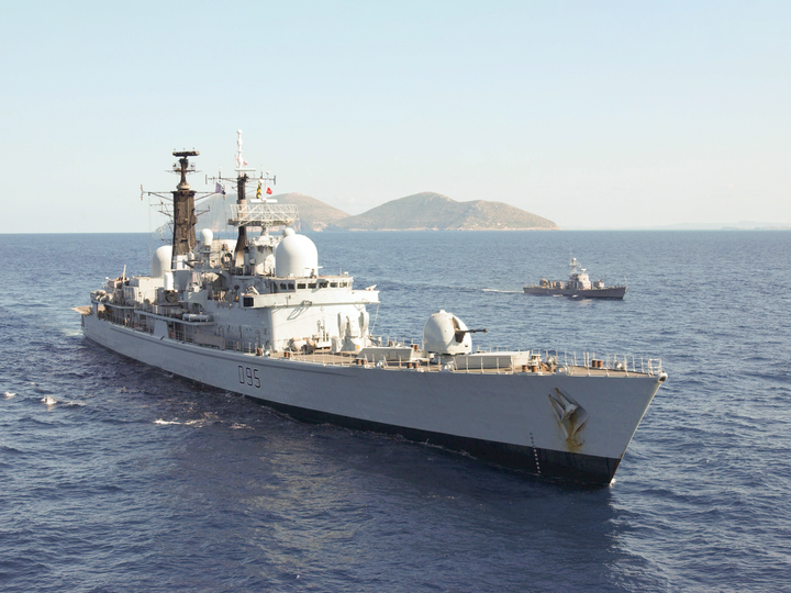 HMS Manchester D95 Type 42 Destroyer September 2005 Photo Print - Posters, Prints, & Visual Artwork - by Hampshire Prints (image 1 of 9)