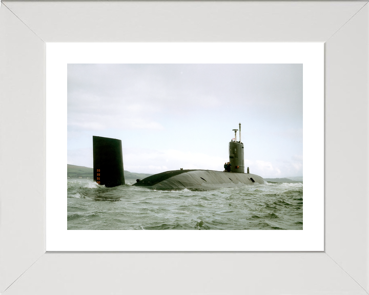 HMS Swiftsure S126 Swiftsure Class Submarine 1991 Clyde