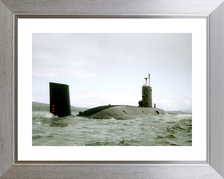 HMS Swiftsure S126 Swiftsure Class Submarine 1991 Clyde