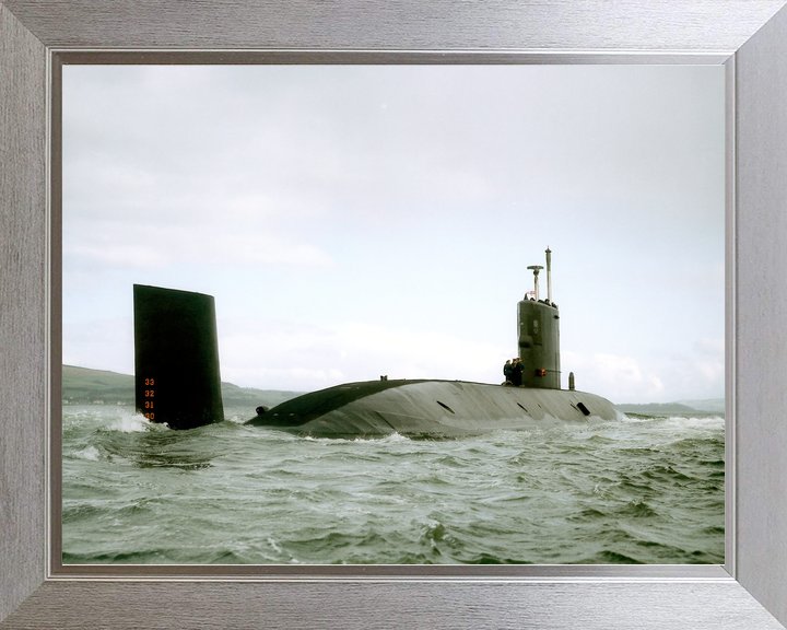 HMS Swiftsure S126 Swiftsure Class Submarine 1991 Clyde