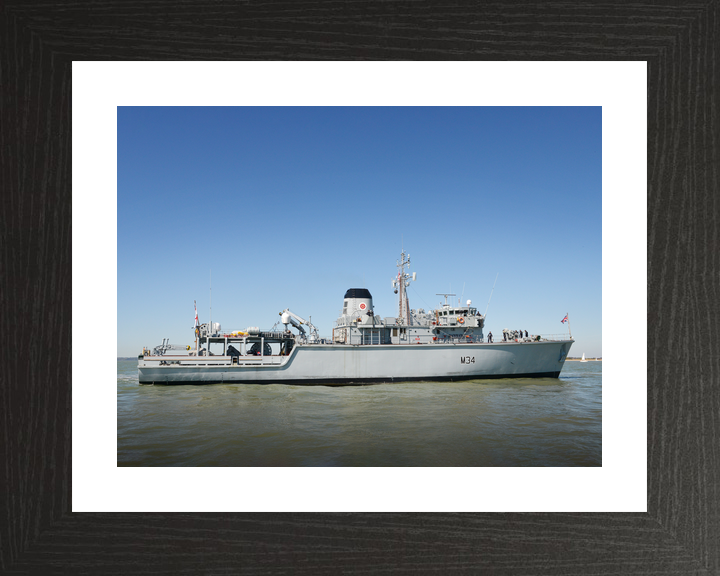 HMS Middleton M34 Hunt Class Mine Warfare Vessel April 2015 Starboard Beam View Photo Print - Posters, Prints, & Visual Artwork - by Hampshire Prints (image 2 of 9)