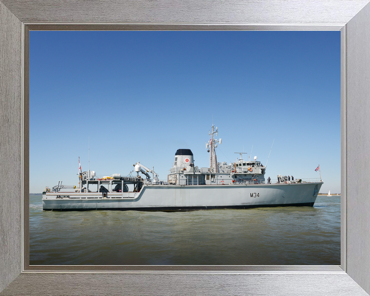 HMS Middleton M34 Hunt Class Mine Warfare Vessel April 2015 Starboard Beam View Photo Print - Posters, Prints, & Visual Artwork - by Hampshire Prints (image 7 of 9)