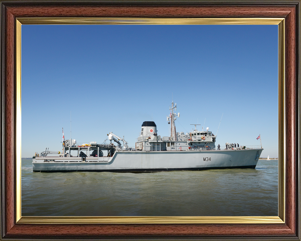 HMS Middleton M34 Hunt Class Mine Warfare Vessel April 2015 Starboard Beam View Photo Print - Posters, Prints, & Visual Artwork - by Hampshire Prints (image 9 of 9)