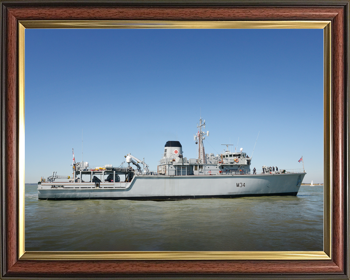HMS Middleton M34 Hunt Class Mine Warfare Vessel April 2015 Starboard Beam View Photo Print - Posters, Prints, & Visual Artwork - by Hampshire Prints (image 9 of 9)