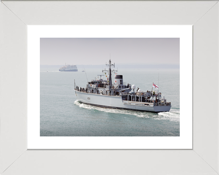 HMS Middleton M34 Hunt Class Mine Warfare Vessel July 2021 Photo Print - Posters, Prints, & Visual Artwork - by Hampshire Prints (image 4 of 9)