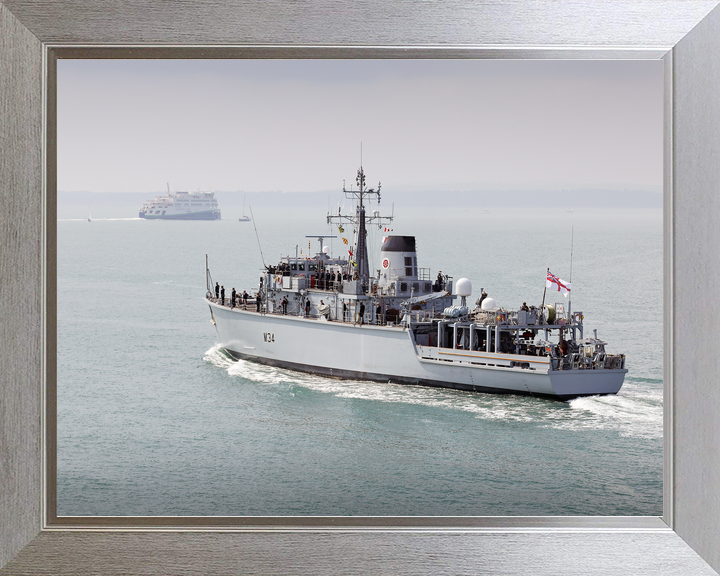 HMS Middleton M34 Hunt Class Mine Warfare Vessel July 2021 Photo Print - Posters, Prints, & Visual Artwork - by Hampshire Prints (image 7 of 9)
