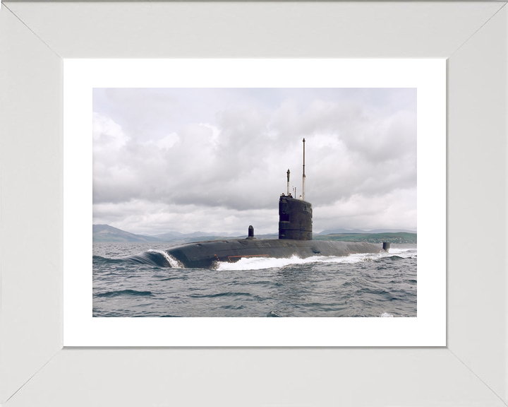 HMS Sceptre S104 Swiftsure Class Submarine 1996 Clyde