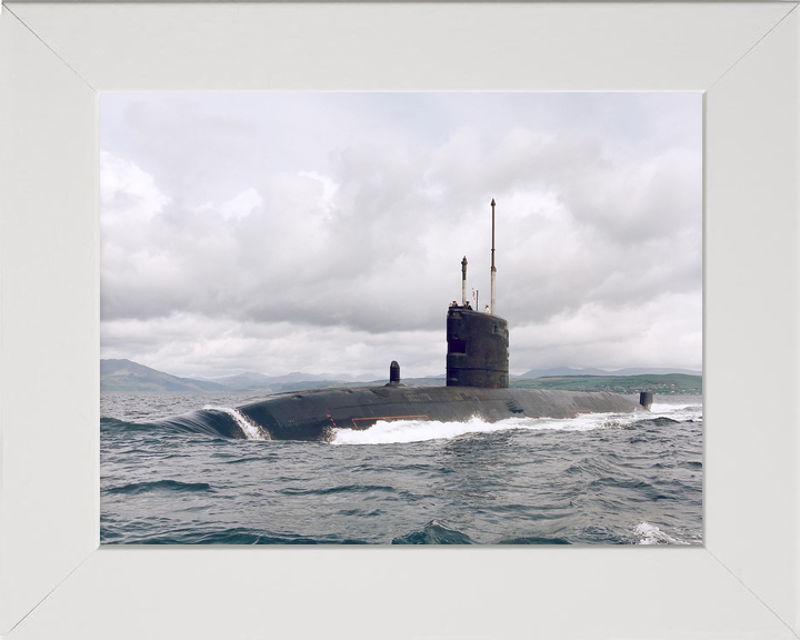 HMS Sceptre S104 Swiftsure Class Submarine 1996 Clyde