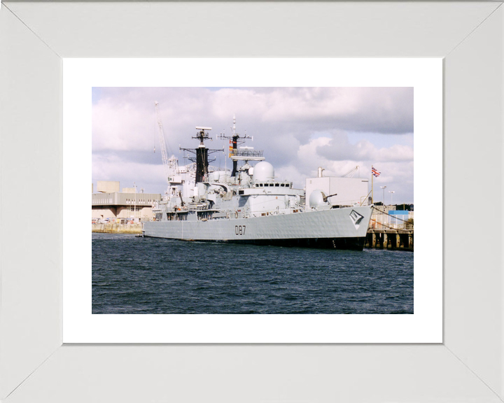 HMS Newcastle D87 Type 42 Destroyer September 2003 Photo Print - Posters, Prints, & Visual Artwork - by Hampshire Prints (image 4 of 9)