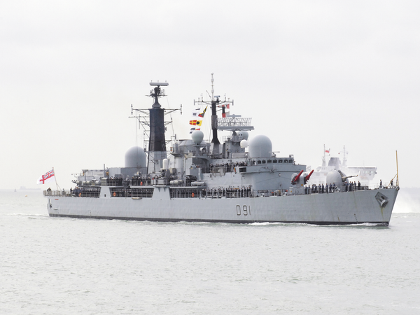 HMS Nottingham D91 Type 42 Destroyer April 2008