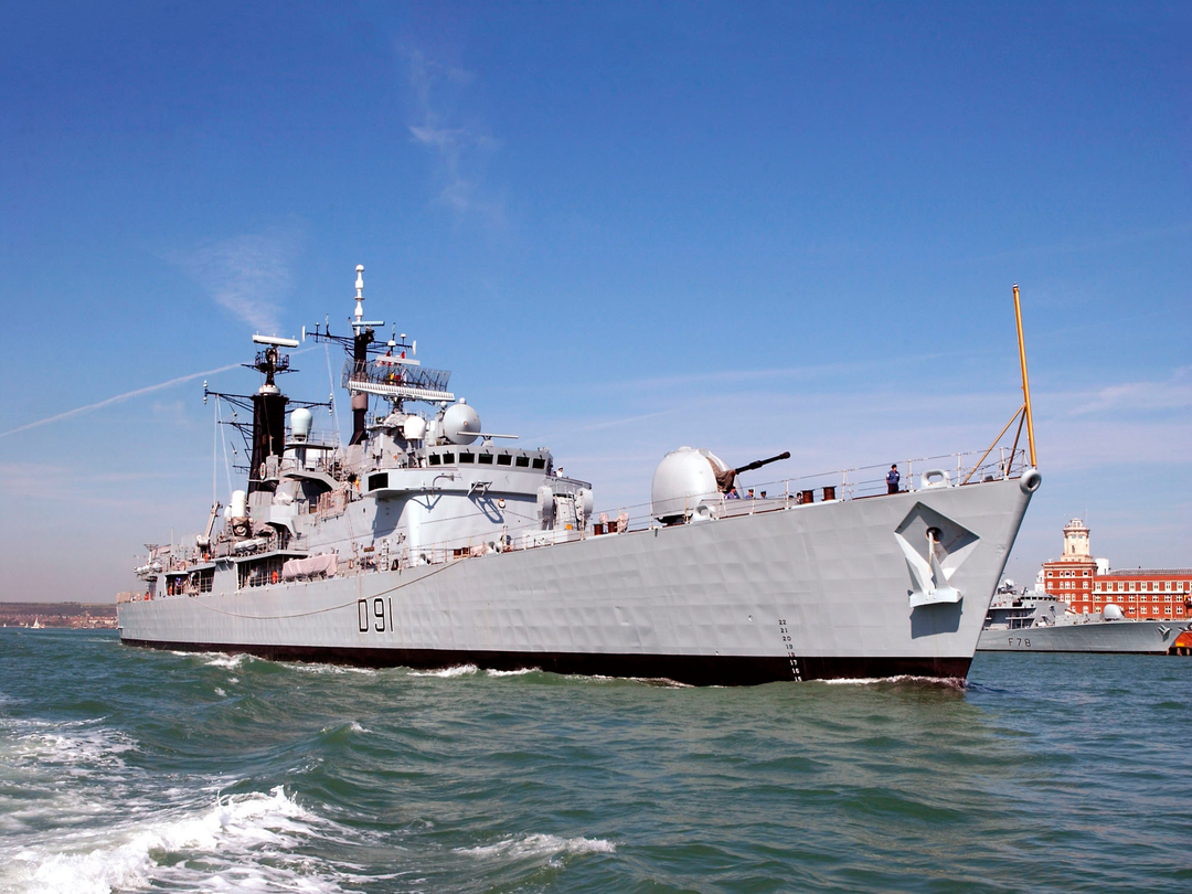 HMS Nottingham D91 Type 42 Destroyer Photo Print - Posters, Prints, & Visual Artwork - by Hampshire Prints (image 1 of 9)