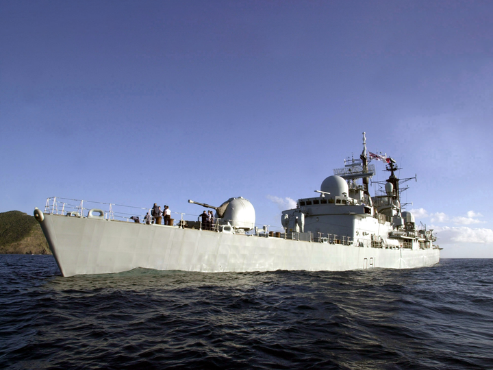 HMS Nottingham D91 Type 42 Destroyer July 2002 Photo Print - Posters, Prints, & Visual Artwork - by Hampshire Prints (image 1 of 9)