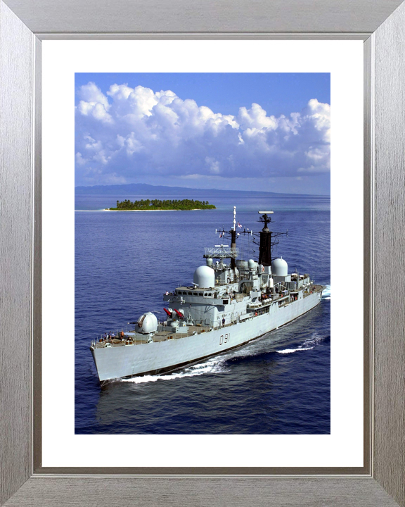 HMS Nottingham D91 Type 42 Destroyer June 2002 Photo Print - Posters, Prints, & Visual Artwork - by Hampshire Prints (image 6 of 9)