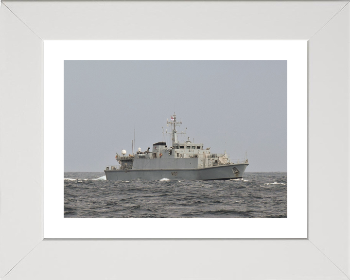 HMS Pembroke M107 Sandown Class Minehunter Photo Print - Posters, Prints, & Visual Artwork - by Hampshire Prints (image 4 of 9)