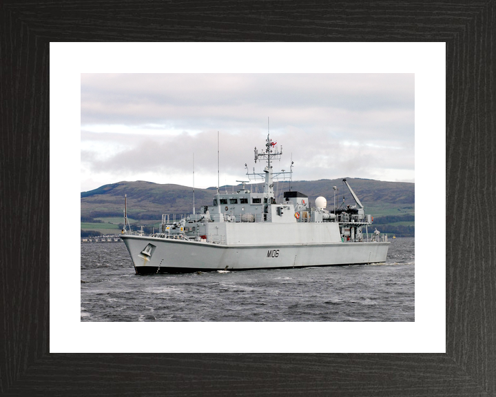 HMS Penzance M106 Sandown Class Minehunter November 2009 Photo Print - Posters, Prints, & Visual Artwork - by Hampshire Prints (image 2 of 9)