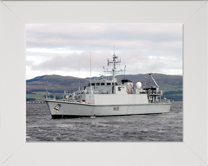 HMS Penzance M106 Sandown Class Minehunter November 2009 Photo Print - Posters, Prints, & Visual Artwork - by Hampshire Prints (image 5 of 9)