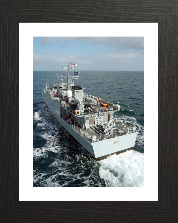 HMS Penzance M106 Sandown Class Minehunter August 2005 Port Quarter View Photo Print - Posters, Prints, & Visual Artwork - by Hampshire Prints (image 2 of 9)