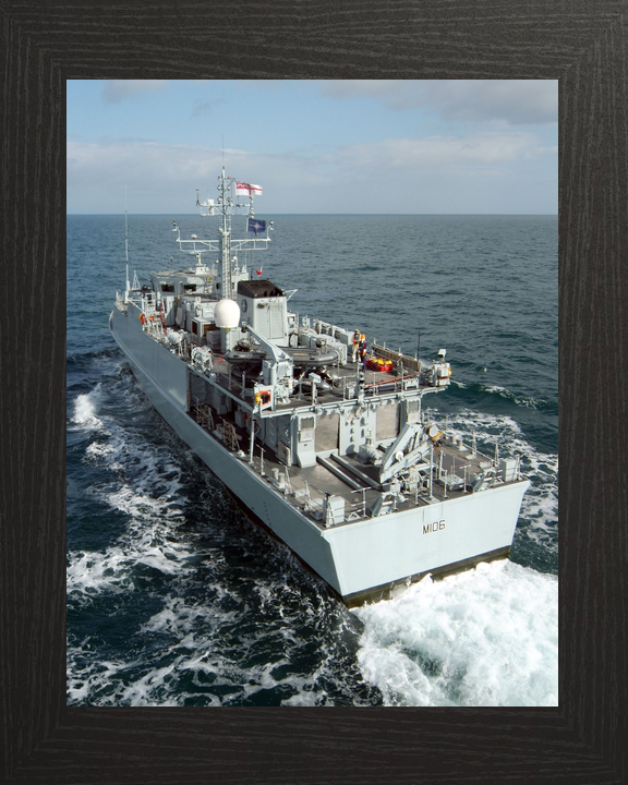 HMS Penzance M106 Sandown Class Minehunter August 2005 Port Quarter View Photo Print - Posters, Prints, & Visual Artwork - by Hampshire Prints (image 3 of 9)
