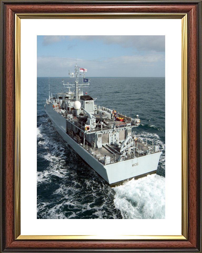 HMS Penzance M106 Sandown Class Minehunter August 2005 Port Quarter View Photo Print - Posters, Prints, & Visual Artwork - by Hampshire Prints (image 8 of 9)