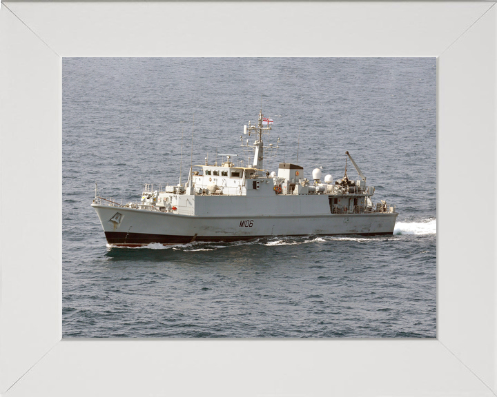 HMS Penzance M106 Sandown Class Minehunter November 2014 Photo Print - Posters, Prints, & Visual Artwork - by Hampshire Prints (image 5 of 9)